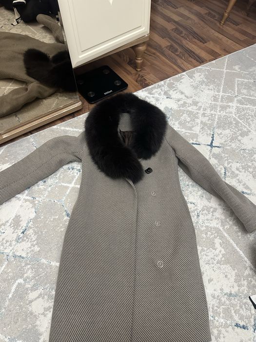 Пальто зимнее.