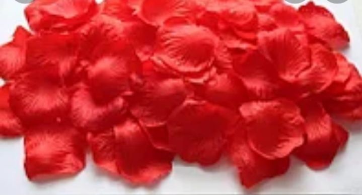 Лепестки роз искусственные