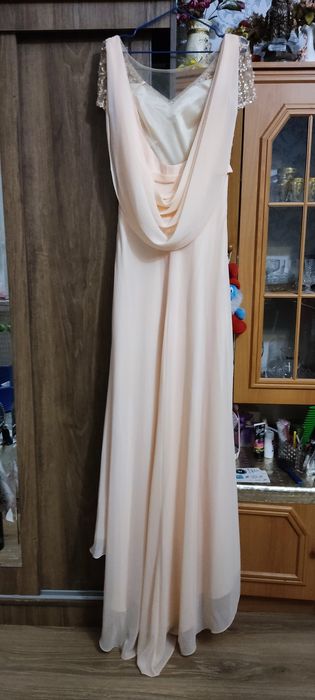 Продается Вечернаее платье