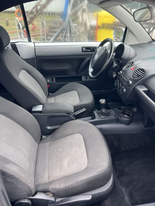 Volkswagen New Beetle 1.6 benzina cabrio