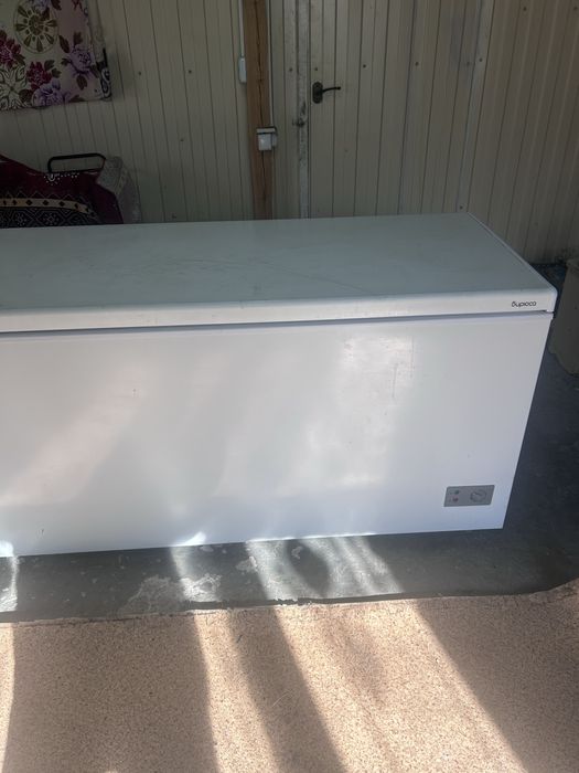 Продам морозильник