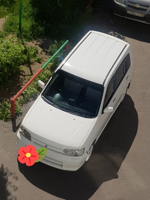 Nissan cube  2001г