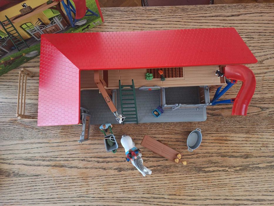 Шлайх ферма за коне/ Shleich Farm World