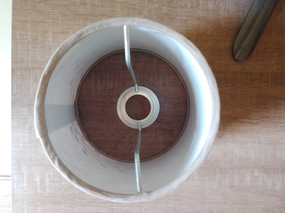 Стойка, абажур за лампа