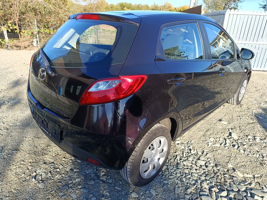Mazda 2 1.4 hdi an 2010