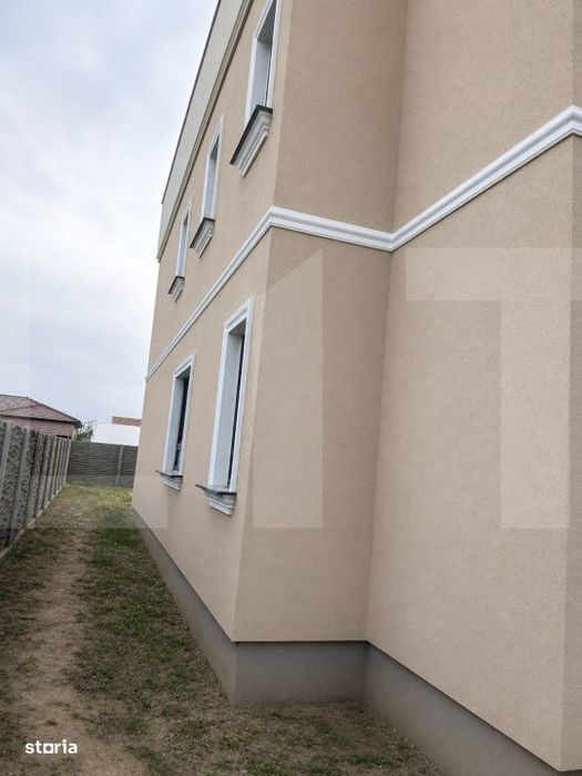 Duplex spatios, 4 camere, birou, terasa, zona linistita