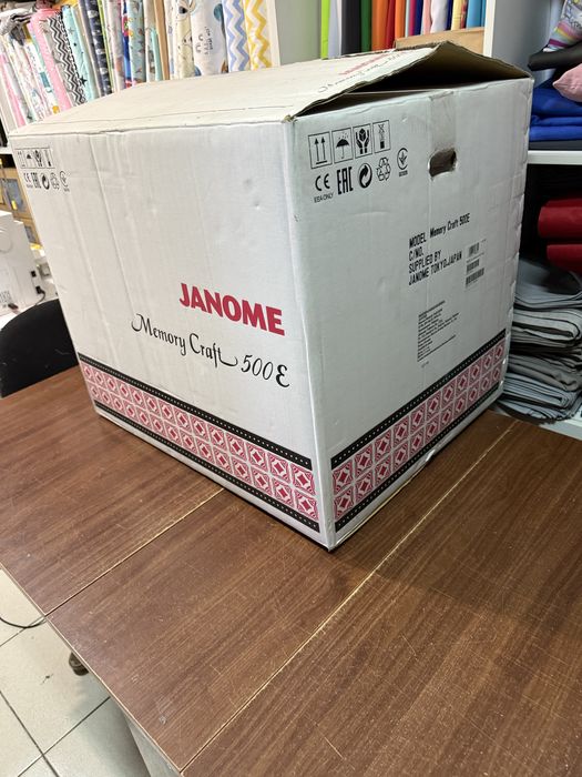 Вышивальная машина Janome Memory Craft500E бу