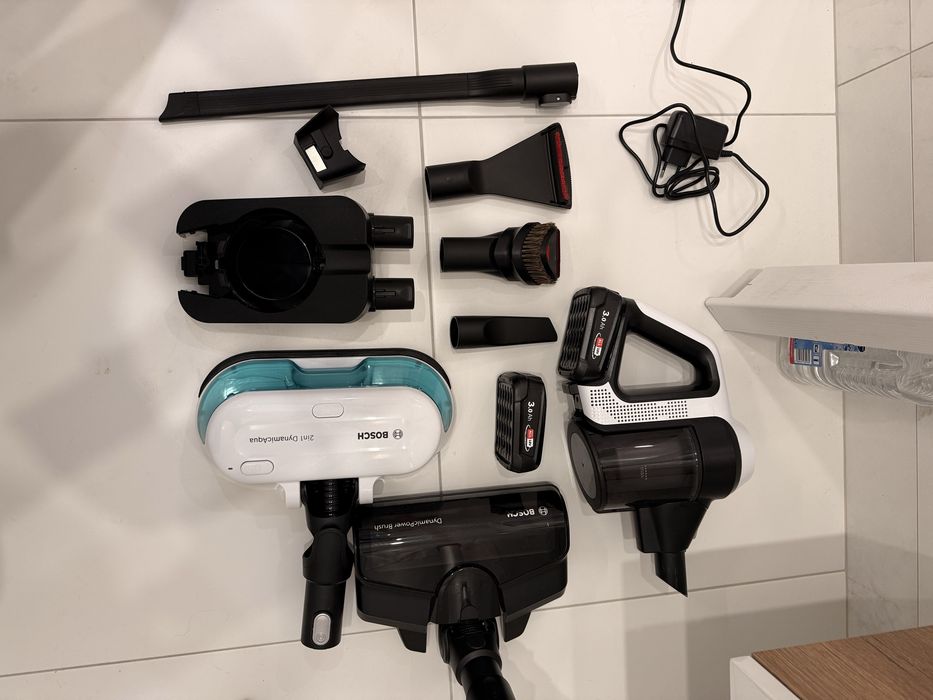 Вертикална Прахосмукачка Bosch Unlimited 7 prohygenic aqua