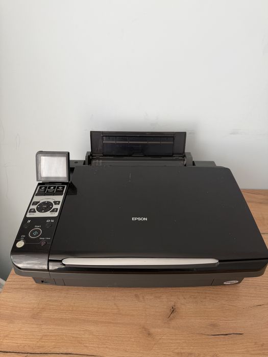 Продам цветной принтер Epson