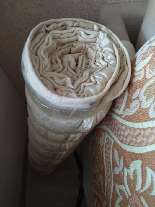 Гладильная доска ковер и матрасы