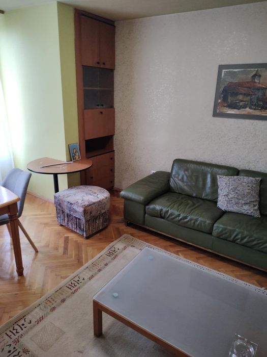 Тристаен апартамент под наем в центъра на София, 2212753