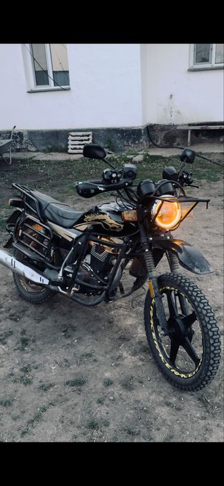 Мотоцикл GSX Suzuki 200cc