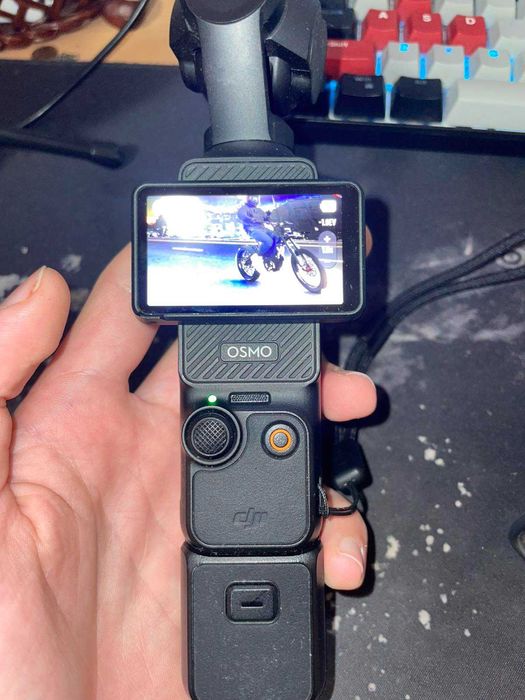 DJI Osmo Pocket 3