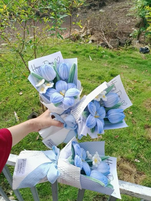 Цветы из синельной проволоки