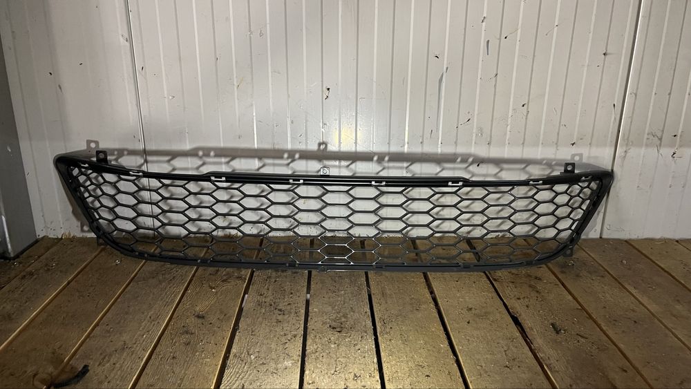 Предна решетка Honda Civic 8 (2008-2011)