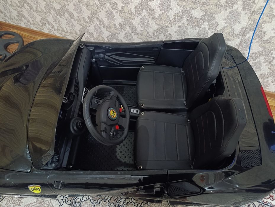 Продается детская машина