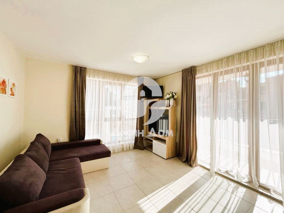 Продава се Тристаен апартамент в Свети Влас - 100 кв.м за 765 €/кв.м - Снимка #2