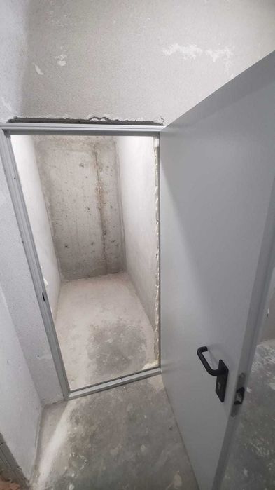 Boxa depozitare subsol 1 , bloc nou Zona Dristor, Disponibil imediat