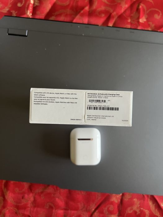 AirPods 2 Слушалки безжични