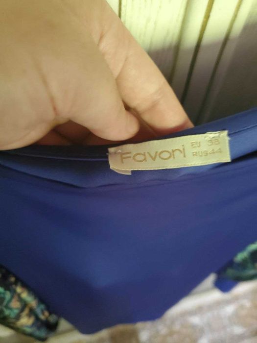 платье Favori ko'ylak (размер EU 38 / RUS 44 M)