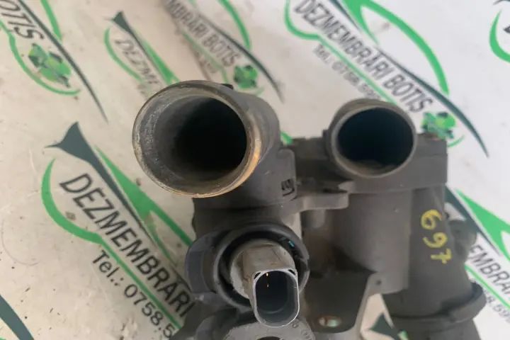 Carcasa termostat Volkswagen VW Fox 2006