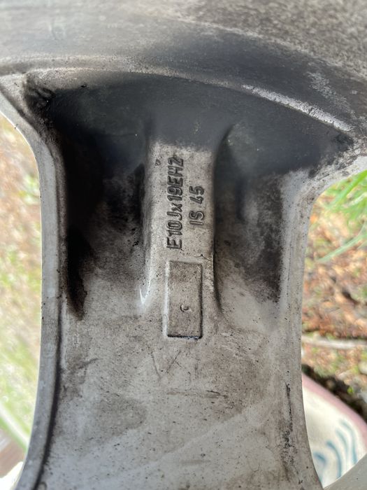 Jante aliaj bmw x5 e53 f01 in doua latimi r19 9 si 10 j et 45 si 48