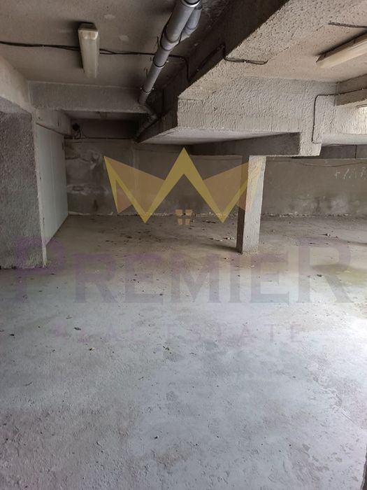 Продава се Гараж / Паркомясто в Варна, Възраждане 3 - 13 кв.м за 885 €/кв.м - Снимка #1