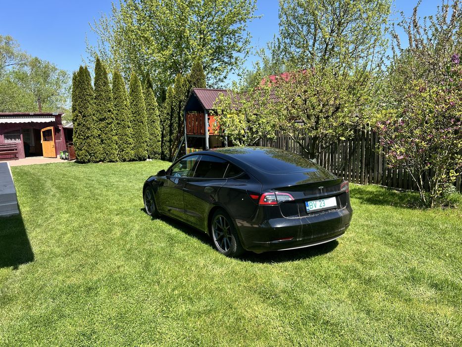 Tesla Model 3 Standard Range Plus