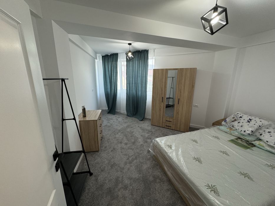 Disponibil pentru inchiriat apartament in centru, zona Piata Mare, centrala proprie, AC