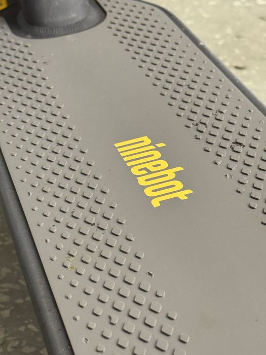 Электросамокат Ninebot g30p max