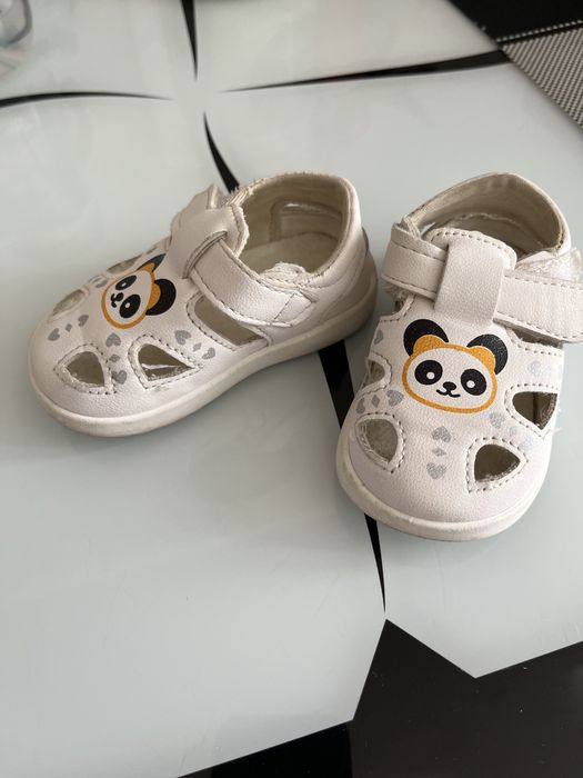 Сандали детские