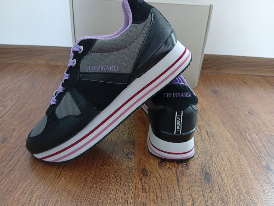 Trussardi women's sneakers  - дамски маратонки р-р 39 нови
