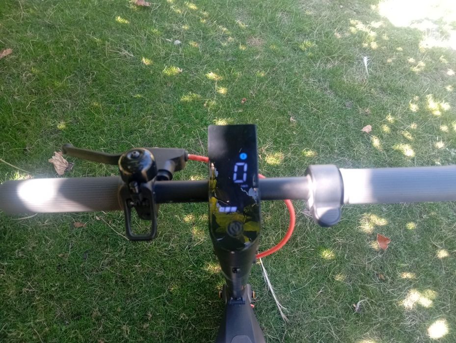 Trotineta electrica Xiaomi 4lite cu garanție