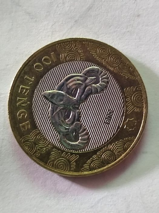 Продам монеты юбилейные