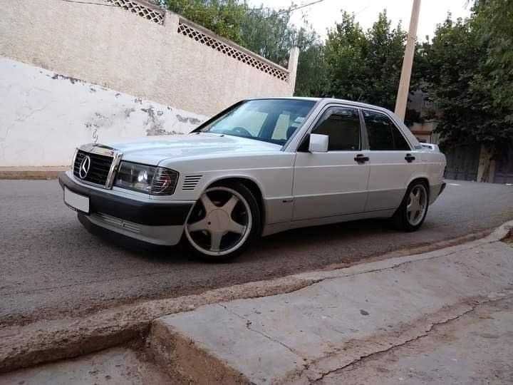 Фарове Мерцедес 190 Черни Дизайнерски с лупи Опушени Mercedes W201