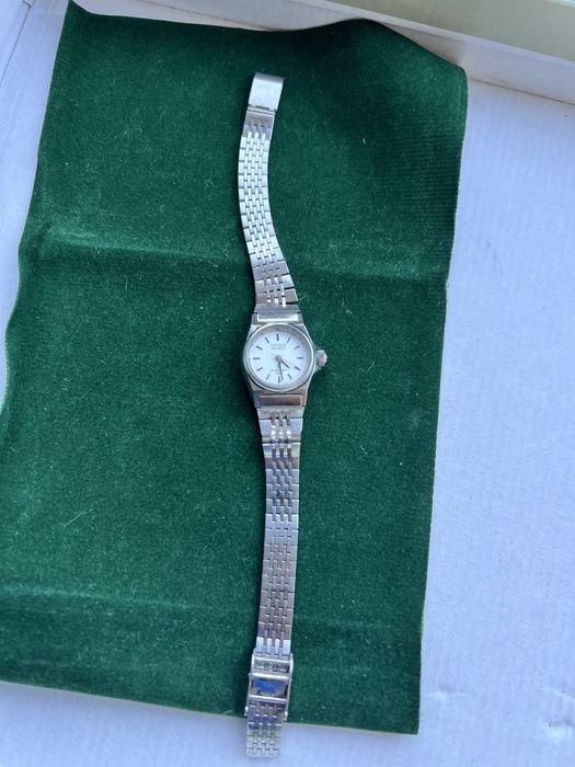 Ceas Citizen Quartz purtat stare buna,perfecta stare fubctionare,7 rub