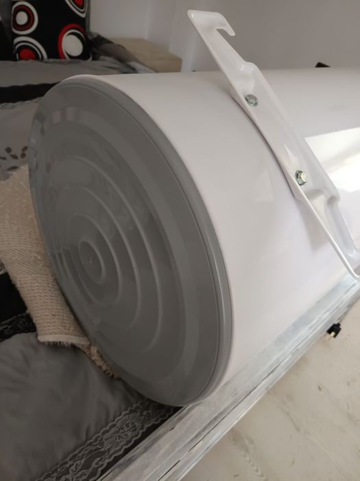 Продавам бойлер Елдом ползвам само 3 месеца