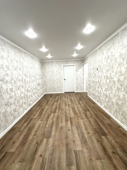 Продается 2 комн кв около Центрального рынка