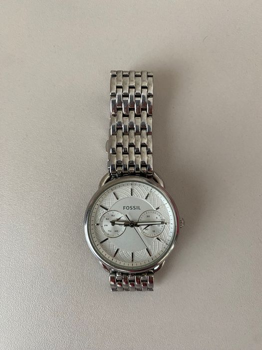 Часы fossil женские