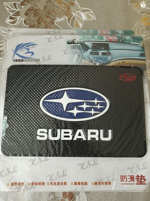 Коврики для мобильных телефонов, планшетов.