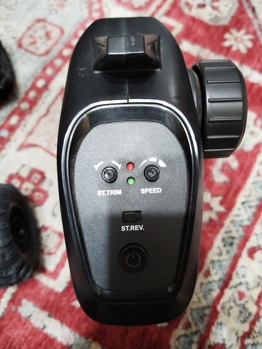 Продам машинку на радиоуправлении