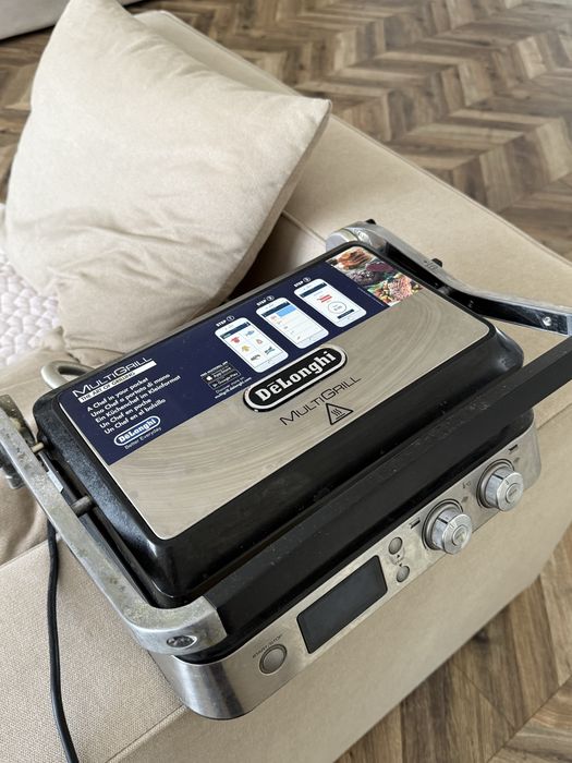 Грильница Delonghi
