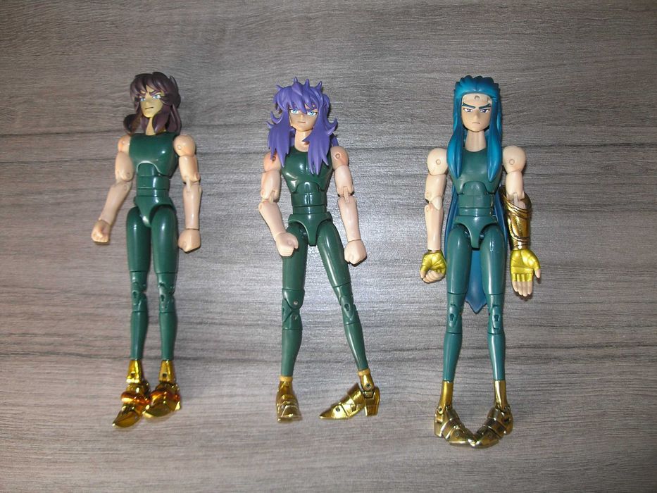 Lot 15 figurine Bandai Anime + accesorii