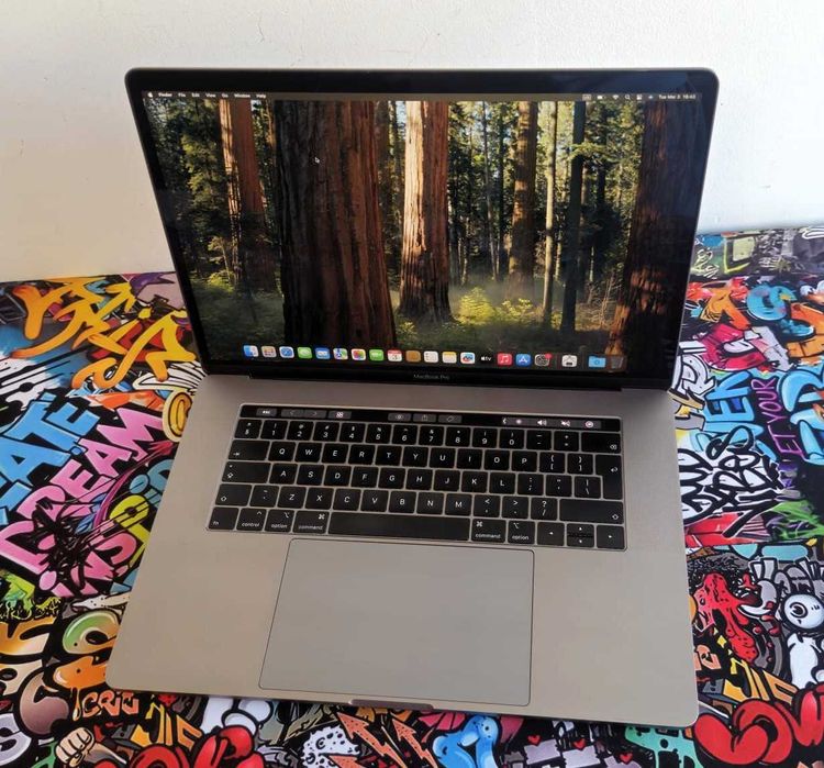 Apple MacBook Pro 15 i7/32gb Ram/ 1Tb SSD - Factura si Garantie