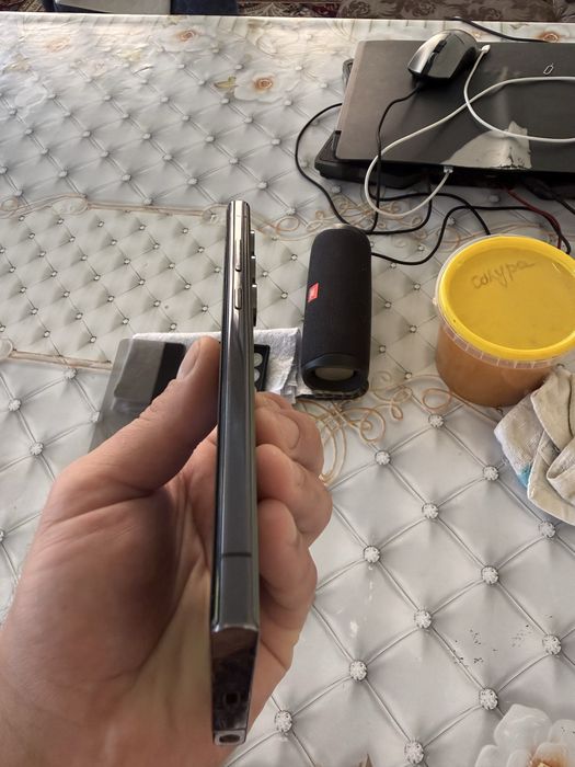 Продам Samsung galaxy s 23 ultra