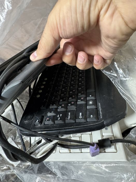 Клавиатуры б/у на выбор