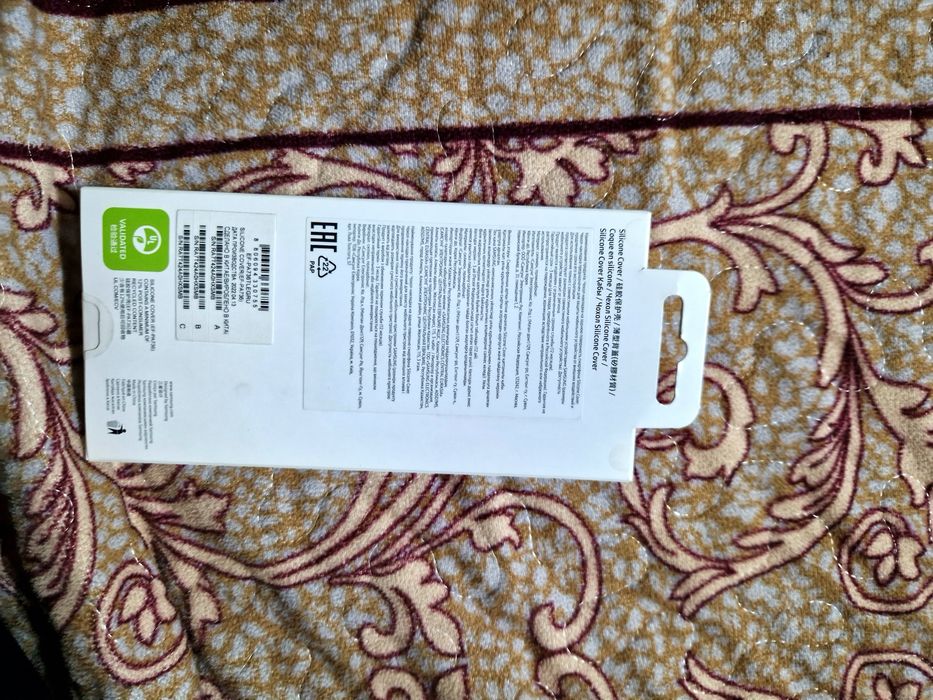 Продам оригинальный новый чехол А73