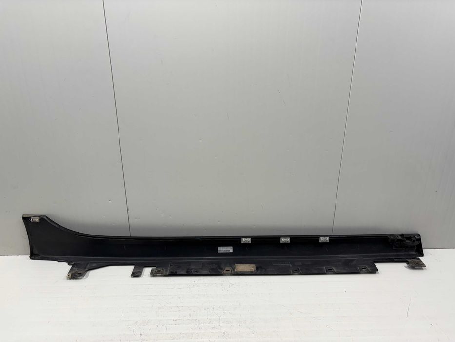 Ляв праг БМВ Ф40 Ф44 BMW F40 F44 Десен праг БМВ Ф40 Ф44 BMW F40 F44