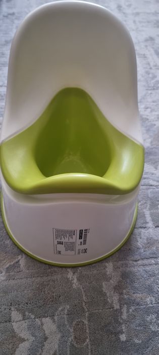 Продам детский горшок