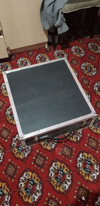 Behrenjer  Активный  Микшерный пультт